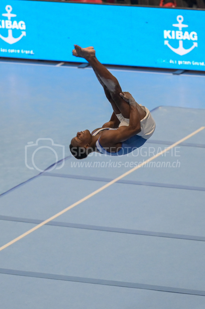 Schweizer Meisterschaften Kunstturnen Mannschaften Männer (A) - 22. November 2025 | Schweizer Meisterschaften Kunstturnen Mannschaften Männer (A)AXA Arena, WinterthurBild: Sportfotografie Markus Aeschimann | www.markus-aeschimann.ch - Realisiert mit Pictrs.com