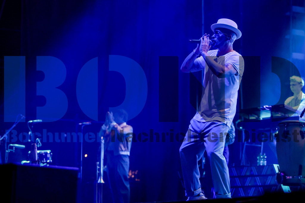 Zeltfestival Ruhr 2024 - Jan Delay  {date} -  | {headline}(Foto: Sebastian Sendlak / BOND) - Realisiert mit Pictrs.com