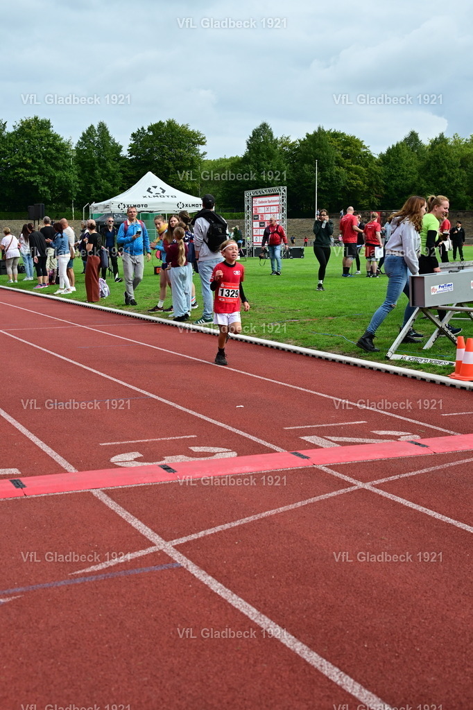 2026-08-23_Sparkassenlauf_1K5_RM_000396 | Die Fotografen - Realisiert mit Pictrs.com