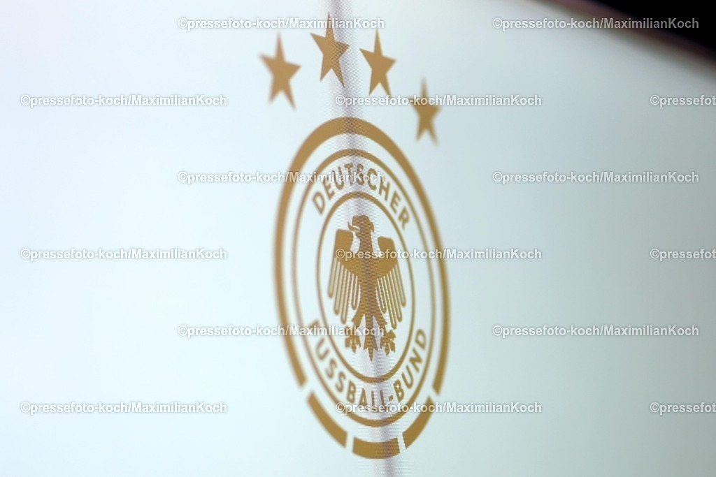 DFB22032501002 | 22.03.2025, Fußball, Abschlusstraining und Pressekonferenz vor dem Nations League  Viertelfinale Deutschland - Italien, Signal Iduna Park, Saison 2024 2025: Feature vor der PKDFB regulations prohibit any use of photographs as image sequences and or quasi-video.