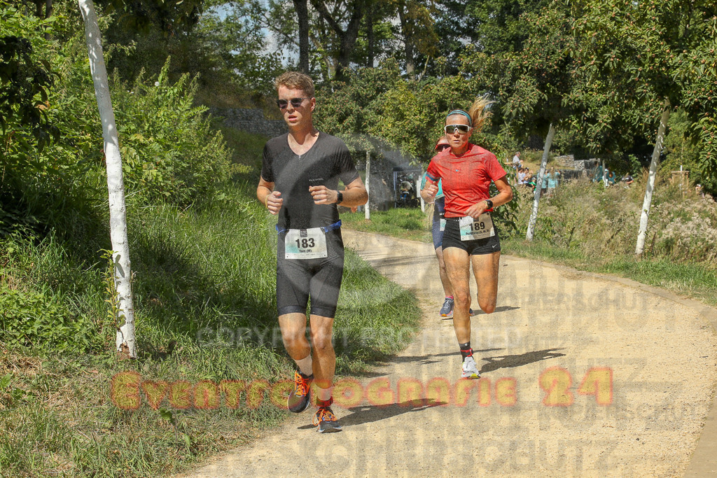 250824_1246_EX1_0468 | Sportfotografie im Rhein-Sieg Kreis, Köln, Bonn, NRW, Rheinland Pfalz, Hessen, etc. Unser Tätigkeitsfeld umfasst den Laufsport vom Volkslauf über den Marathon, Duathlon, Triathon bis zum Ultralauf wie Kölnpfad Ultra oder Schindertrail.