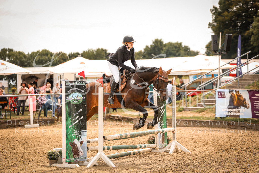 06.SoSpWB00383 | Leoni Ertmer Photography - Realisiert mit Pictrs.com