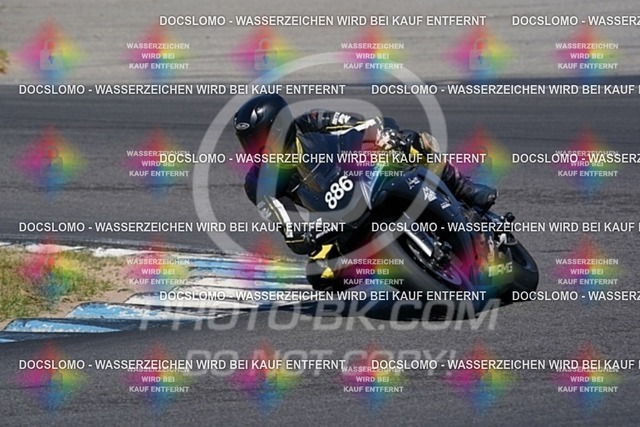 2022_08_12_PBK_12862 | Sportfotografie; SlowMotion; Video; Rennstrecke; Hafeneger; RSE; Speer; Trackday; Motorsportarena; Hockenheimring; Brno; Most; Barcelona; Valencia, Benny; Kaetzmer;