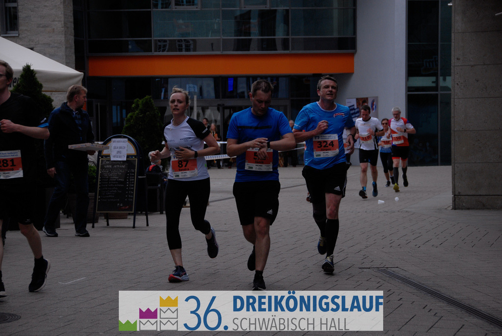VR Bank Hauptlauf 10km | 3königslauf 2022 VR Bank Hauptlauf - Realisiert mit Pictrs.com