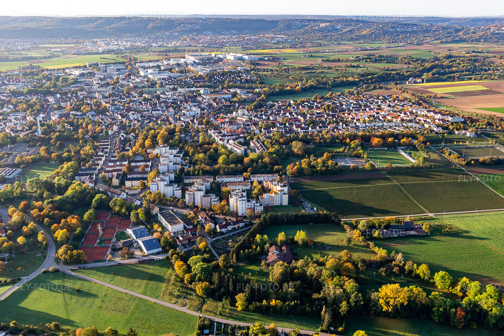Luftbild: Ortsansicht aus Norden in Ditzingen im Bundesland Baden-Württemberg in Deutschland. Foto: IMG_119128.jpg vom 14.10.2019 durch Werner Riehm/FLY-FOTO.de