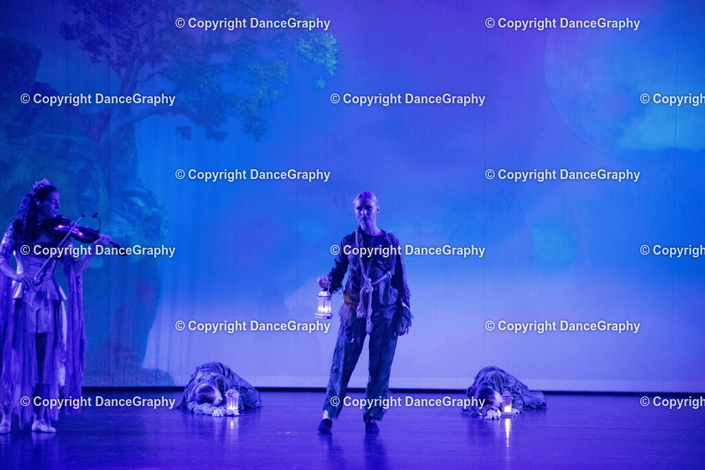 GPHY1453 | DanceGraphy - Realisiert mit Pictrs.com