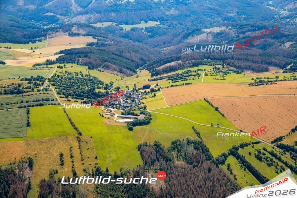 Das Luftbild zeigt : Barigau Königsee - Die Luftaufnahme wurde 2024 vom UL-Flugzeug aus erstellt ( keine Drohne ) - Hochauflösende Luftaufnahme - Für grossformatige Ausdrucke geeignet. Die Geschenkidee !Mit Lizenz und Bildrechte bestellbar