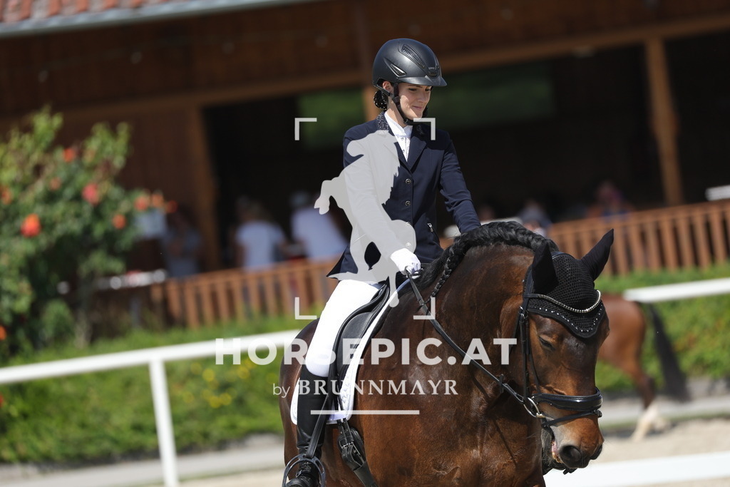 0P6A0929 | Willkommen bei Brunnmayr - Design & Fotografie – Ihrem Spezialisten für Reitturniere und Pferdeveranstaltungen in Oberösterreich, Salzburg und Bayern! Seit über 17 Jahren sind wir leidenschaftlich dabei.