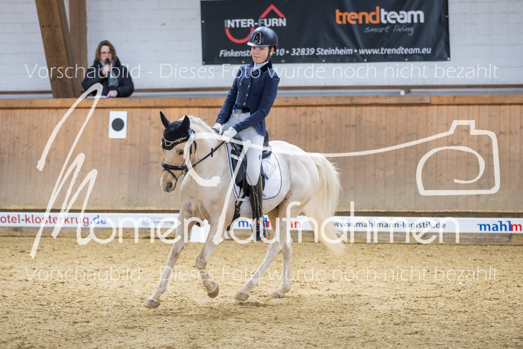 Sth-LPO25-A-Dr-144 | MomenTaufnahmen Pferdesportfotos