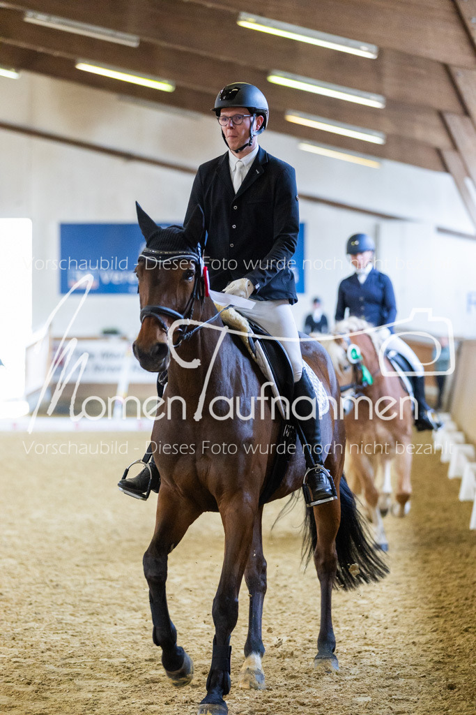 Sth-LPO25-DrR-L-316 | MomenTaufnahmen Pferdesportfotos