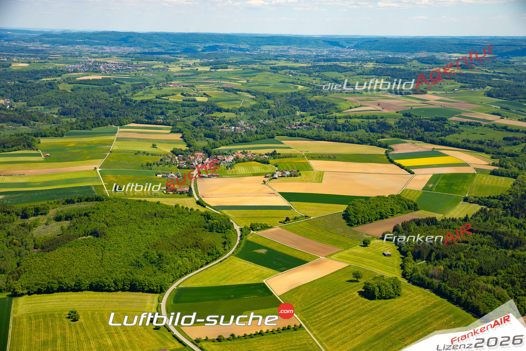 Luftbild Vs Google Maps  Leinweiler  Schechingen -Das Luftbild wurde 2025 vom UL-Flugzeug heraus erstellt ( keine Drohne ) - Hochauflösende Luftaufnahme -Nicht vergleichbar mit Google Maps oder Satelittenbilder- Die Geschenkidee !Mit Lizenz und Bildrechte bestellbar