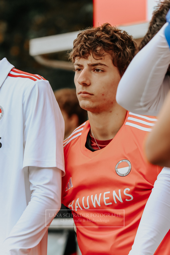 MU18_DM_ZWR_HF_RWK-KTHC_18.10.25_Köln (275 von 432) | lanaschraderfotografie - Realisiert mit Pictrs.com