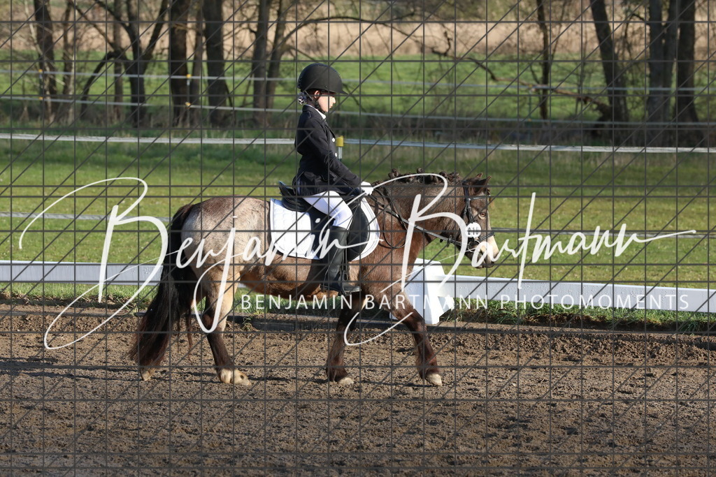 AZ2A2402 | Benjamin Bartmann Photomoments