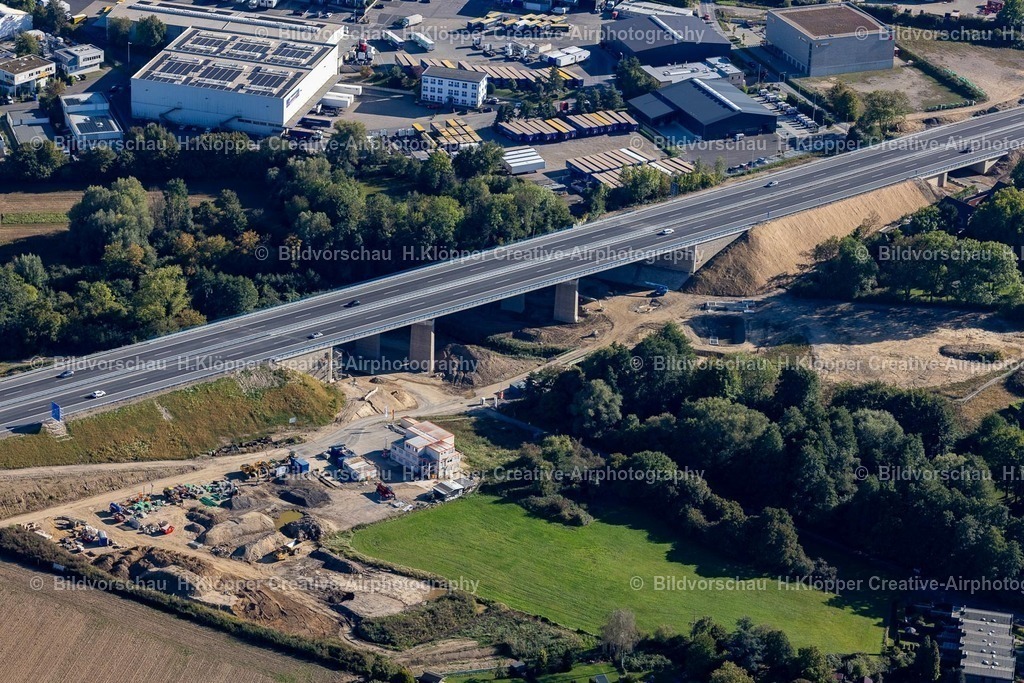 Lufbilder Aachen-5997 | Baustelle zum Sanierung, Erneuerung und Instandsetzung des Autobahn- Brückenbauwerk " Haarbachtalbrücke " der Bundesautobahn A544 an der Haarbachtalstraße im Ortsteil Verlautenheide in Aachen - Realisiert mit Pictrs.com