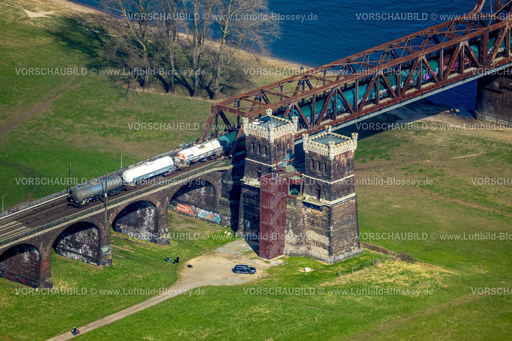 Duisburg240303628 | Luftbild, Hochfelder Eisenbahnbrücke mit Brückenturm Rheinhausen Duisburg über den Fluss Rhein, historische Sehenswürdigkeit, Friemersheim, Duisburg, Ruhrgebiet, Nordrhein-Westfalen, Deutschland, Duisburg-S