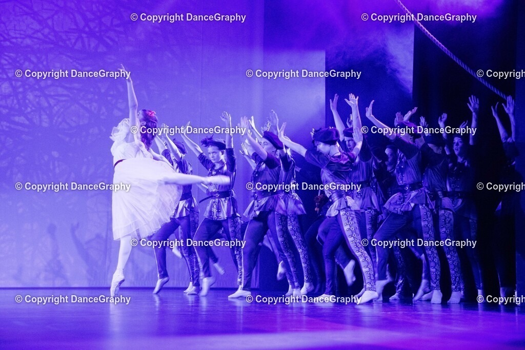 GPHY2758 | DanceGraphy - Realisiert mit Pictrs.com