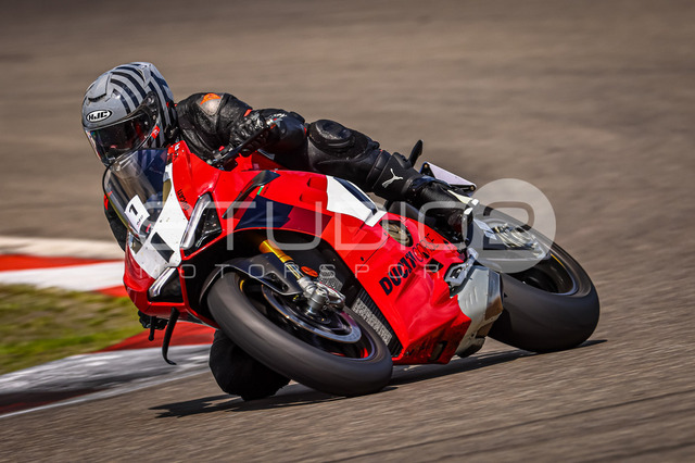 0001-240624_NR-018_1 | Deine Full-Service-Agentur für ✔️Videoproduktionen und ✔️Motorsportfotografie Jetzt Angebot anfragen!