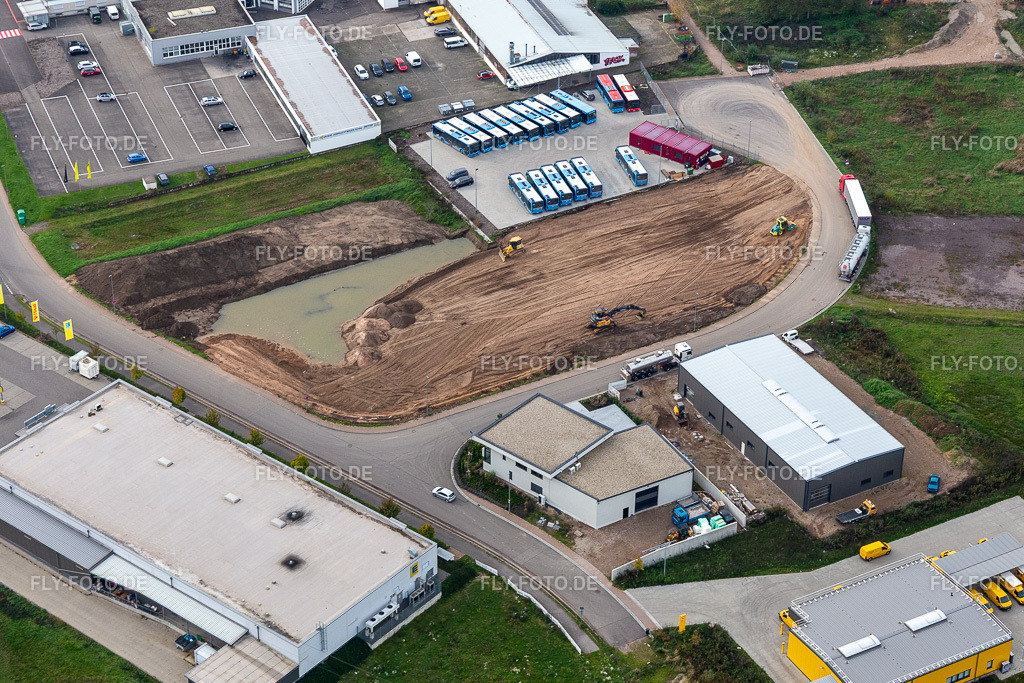 Gewerbegebiet Lauterburger Straße | Luftbild: Gewerbegebiet Lauterburger Straße in Kandel im Bundesland Rheinland-Pfalz in Deutschland. Foto: IMG_135199.jpg vom 06.11.2022 durch ©2025 Werner Riehm fly-foto.de/copyright - Realisiert mit Pictrs.com