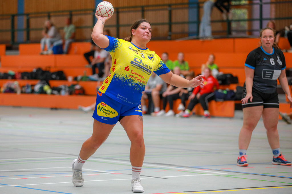 Neukirchen-Duisburg310825_057 | Bildergalerie von Sport-Ereignissen aber auch von weiteren spannenden Dingen - nicht nur vom Niederrhein. In Anlehnung an den bekannten Spruch von Hanns Dieter Hüsch heißt das Motto: "Niederrhein ist überall".  - Realisiert mit Pictrs.com