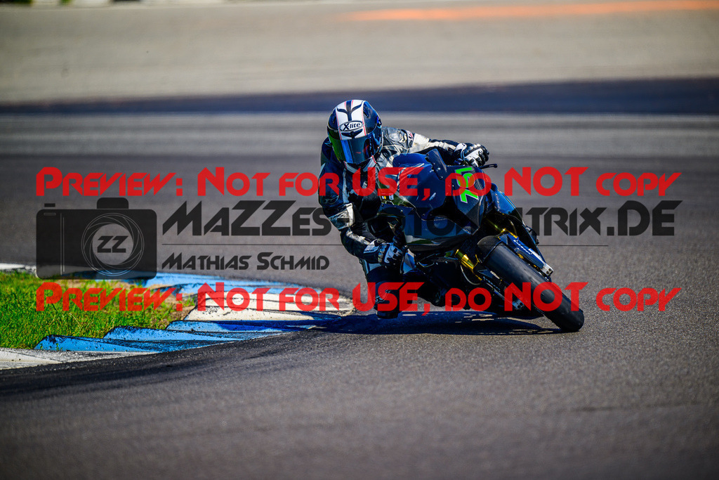 MaZZes_FotoMatrix_240520_6021986_7777 | WEISS