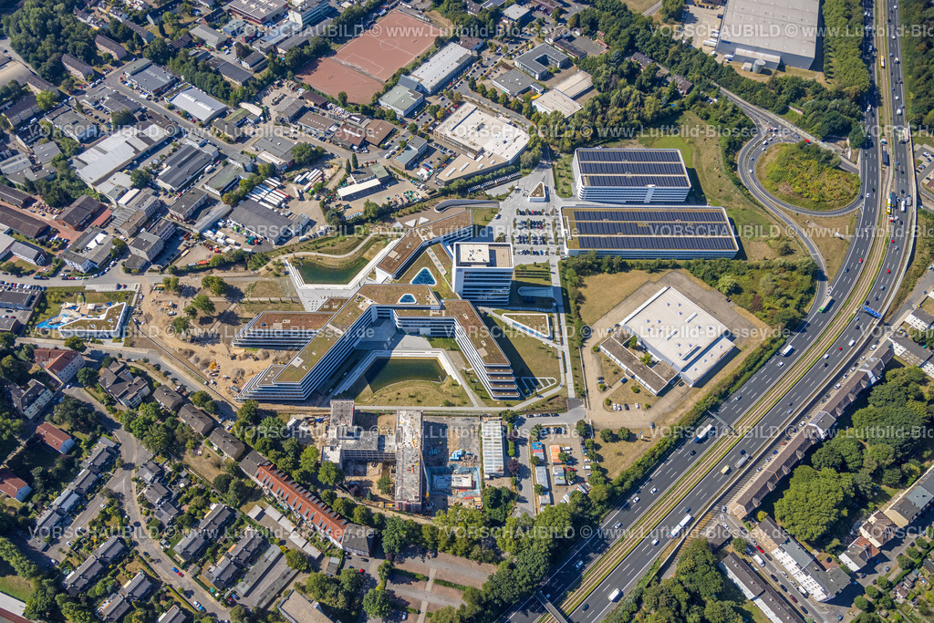 Essen220806937 | Luftbild, Aldi Nord Campus, Zentrale, Solardach, Essen-Kray, Essen, Ruhrgebiet, Nordrhein-Westfalen, Deutschland
