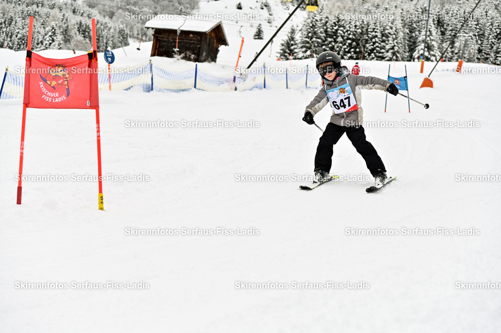 SRF_20.02.2026_0716 | Skirennfotos,Serfaus,Fiss,Ladis,Kinderskirennen,Winter,Tirol,Oberland,skirace,SFL,feelfree,weil wir's genießen,ski,Ski,skifahren,Sonnenplateau, - Realisiert mit Pictrs.com