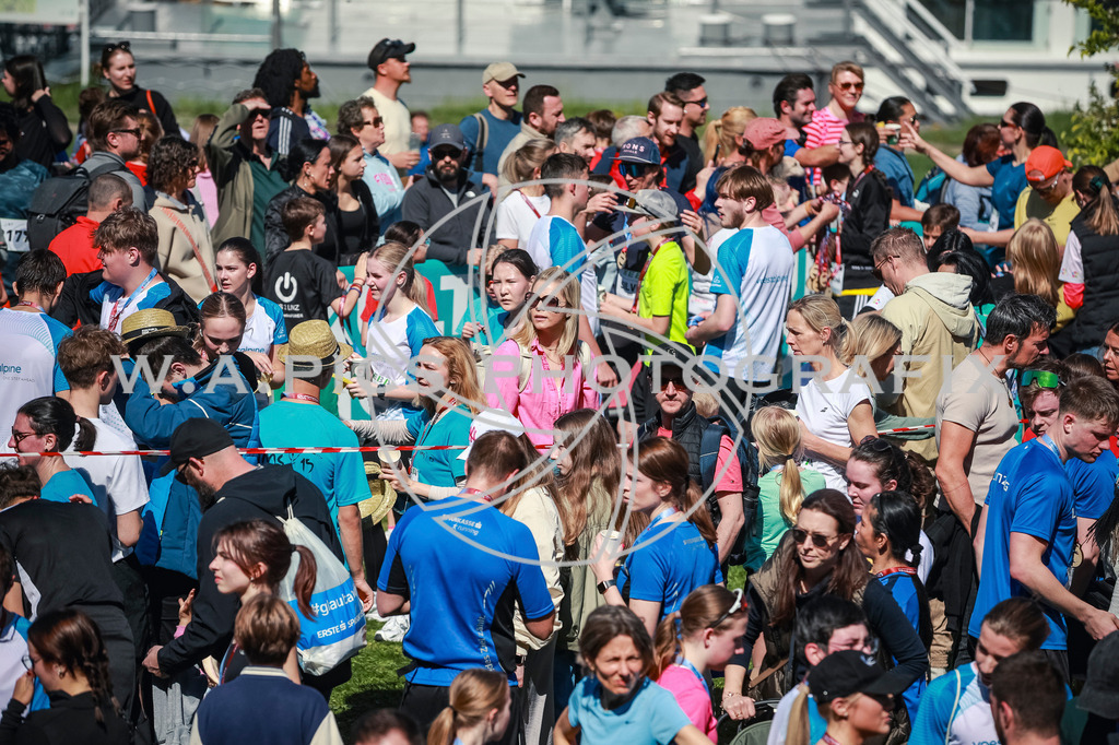 ..... | LINZ,AUSTRIA,27.April 25, Int. 3 Brückenlauf Linz  , Image shows: Photo: WAPICS / Manuel Binder