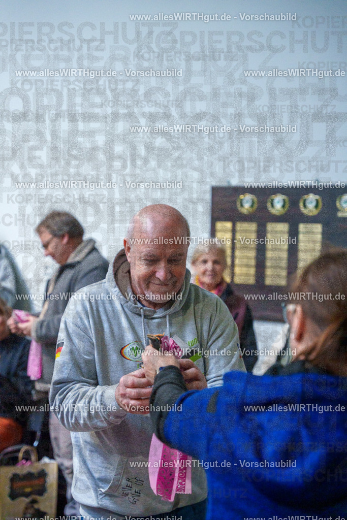 7R506602 | Professionelle Tierfotografie in Mönchengladbach von Daniel Wirth (allesWIRTHgut). Liebevolle & natürliche Bilder von Hunden & Katzen für unvergessliche Erinnerungen.