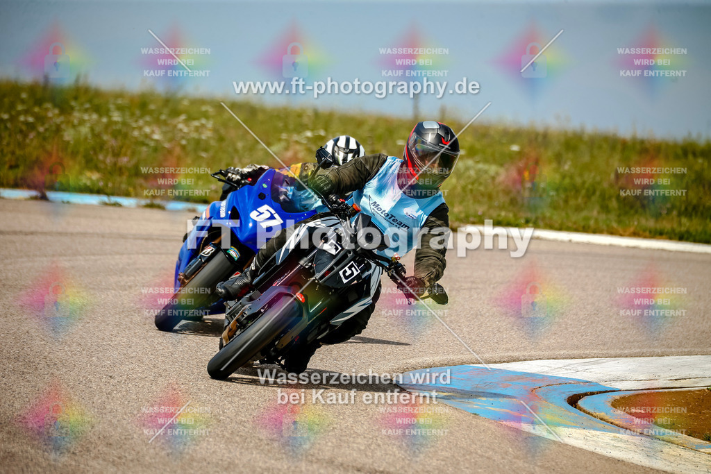 Chambley Juli-2903 | Hier findet Ihr Bilder von Touristenfahrten auf der Nürburgring Nordschleife oder von anderen Veranstaltungen die ich besucht habe. Viel Spass beim Durch Schauen 