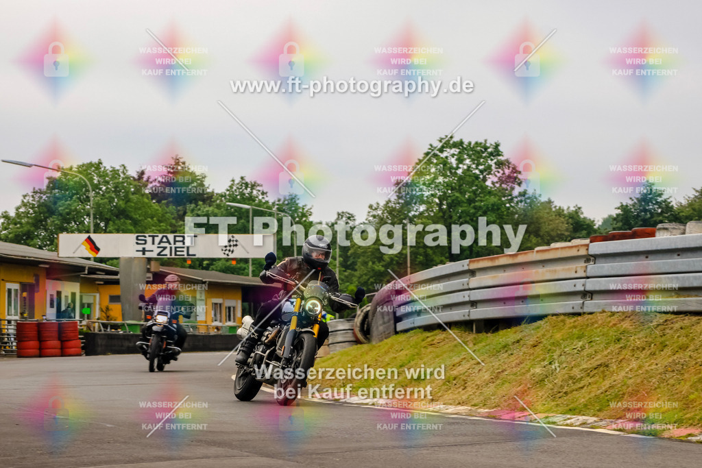 OBK-5925 | Hier findet Ihr Bilder von Touristenfahrten auf der Nürburgring Nordschleife oder von anderen Veranstaltungen die ich besucht habe. Viel Spass beim Durch Schauen 