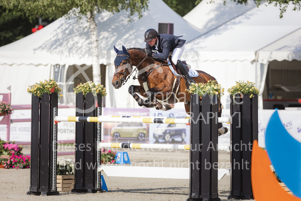 CSI2* - Internationale Springprüfung mit Siegerrunde (1,45 m)  Große / Big Tour | CSI2* - Internationale Springprüfung mit Siegerrunde (1,45 m) 
Große / Big Tour
