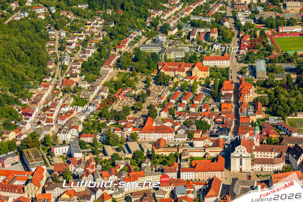 Luftaufnahme von Eichstätt Vs Google Maps- Die Luftaufnahme wurde 2025 vom UL-Flugzeug heraus erstellt ( keine Drohne ) - Hochauflösende Luftaufnahme - für professionelle Ausdrucke geeignet. Die Geschenkidee !Mit Lizenz und Bildrechte bestellbar