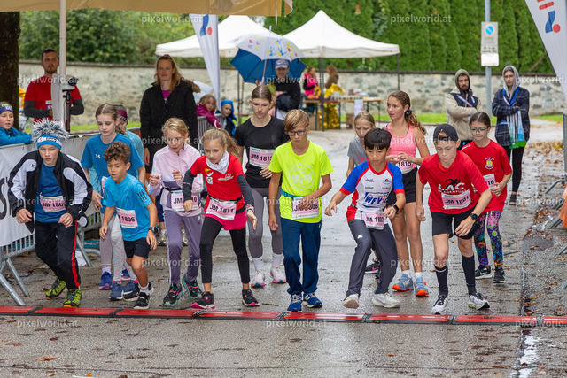 7. Int. Kärnten Marathon 2024 - Juniormarathon | Bildershop von pixelworld.at - Realisiert mit Pictrs.com