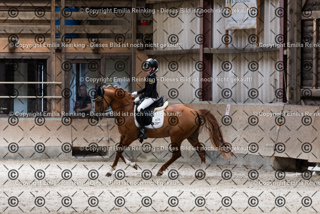 CL5A4076 | Emilia Reinking Fotografie - Realisiert mit Pictrs.com