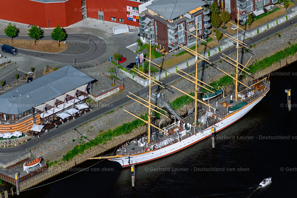 4030199 | BREMEN 01.06.2020 Ehemaliges Segelschulschiff Deutschland im Hafen von Bremen-Vegesack. // Sailboat Deutschland in the harbor in the district Vegesack in Bremen. Foto: Gerhard Launer