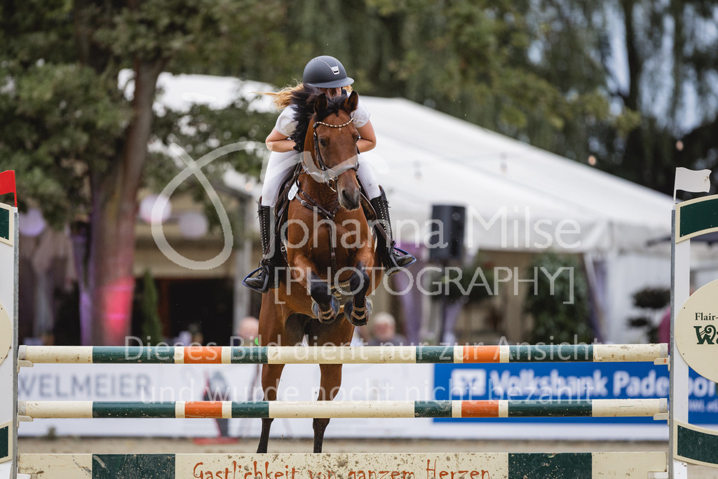 230824_Delbrueck_PonyTrophy-338 | Deine schönsten Turniermomente als professionelle Fotos! Entdecke hochwertige Pferdesport-Fotografie im Online-Shop. Jetzt Fotos finden & bestellen!