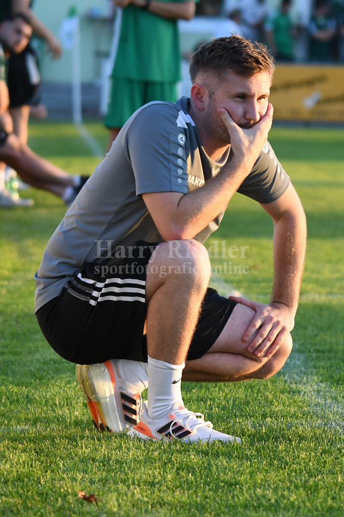 SpVgg Niederalteich : SpVgg GW Deggendorf | Ben Penzkofer (Trainer SpVgg GW Deggendorf) - Realisiert mit Pictrs.com