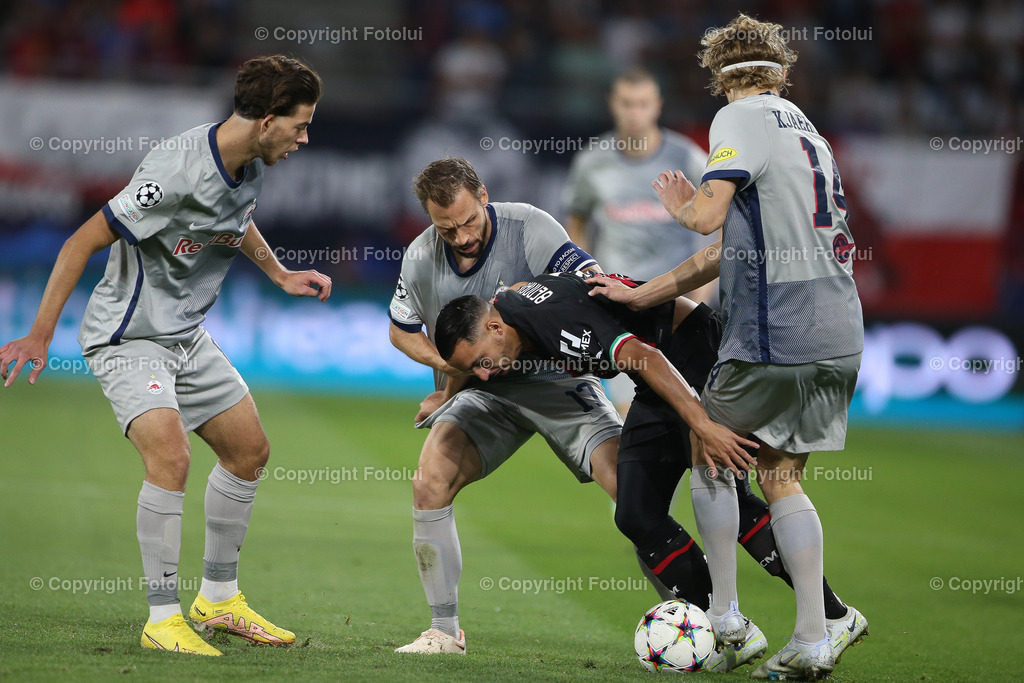 A_LUI_20220906_0020 | SPORT FUSSBALL CHAMPIONS LEAGUE FC RED BULL SALZBURG VS AC MILAN

IM BILD: Ismaël Bennacer ( AC Mailand ), Andreas Ulmer (RBS)


FOTO:FOTOLUI/UW