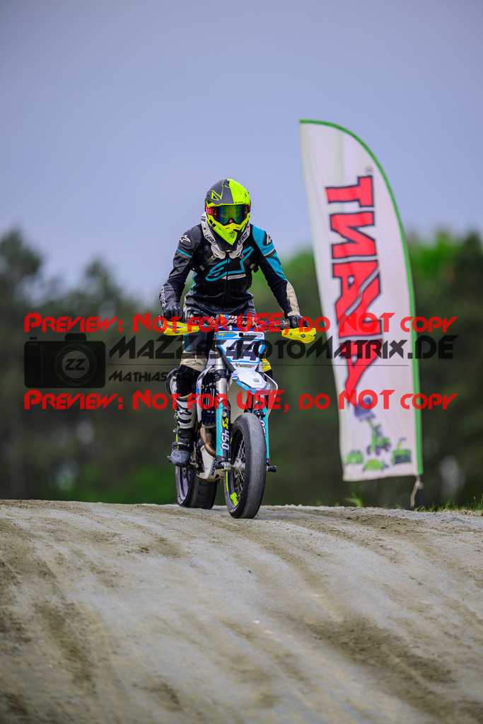 MaZZes_Fotomatrix_20250503_6007705_2670 | S4