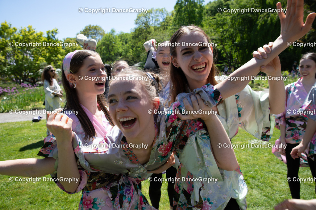 GPHY4017 | DanceGraphy - Realisiert mit Pictrs.com