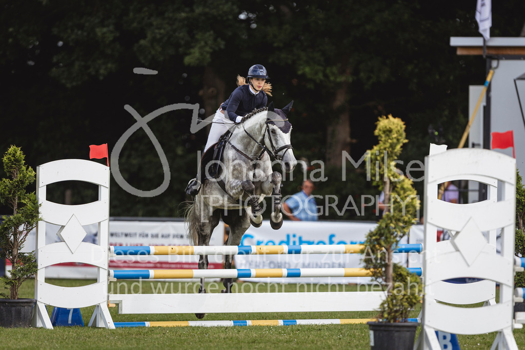 240719_LC_SprPf-A1-127 | Deine schönsten Turniermomente als professionelle Fotos! Entdecke hochwertige Pferdesport-Fotografie im Online-Shop. Jetzt Fotos finden & bestellen!