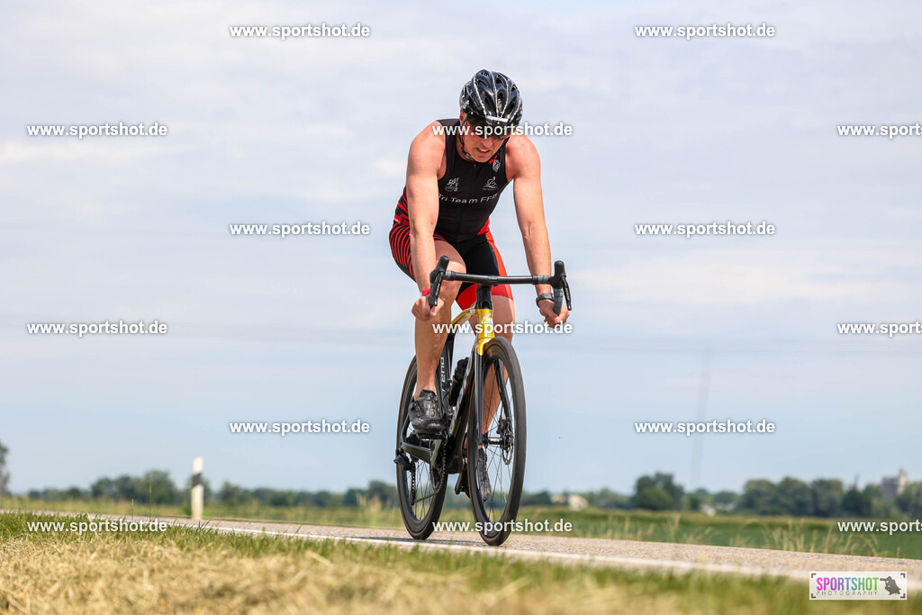 BR8A7193 | Stadttriathlon Erding 2025. #yourpictrs #sportshot_your_pictrs @Sportshotphotography #stadttriathlonerding Copyright: www.sportshot.de