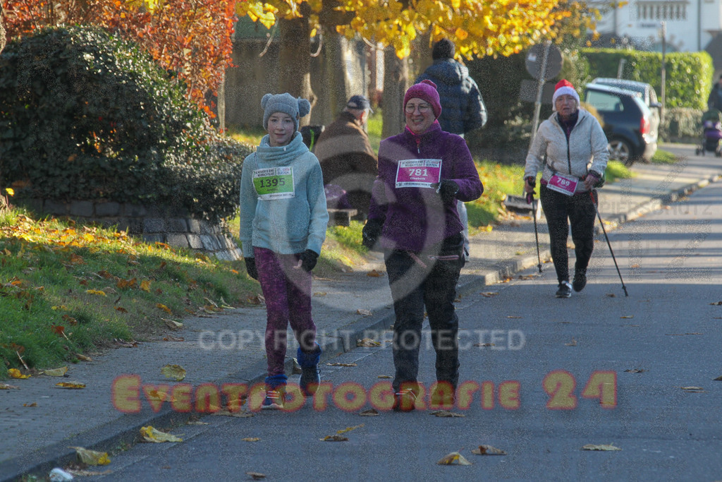 241201_1113_EV4_1117 | Sportfotografie im Rhein-Sieg Kreis, Köln, Bonn, NRW, Rheinland Pfalz, Hessen, etc. Unser Tätigkeitsfeld umfasst den Laufsport vom Volkslauf über den Marathon, Duathlon, Triathon bis zum Ultralauf wie Kölnpfad Ultra oder Schindertrail.
