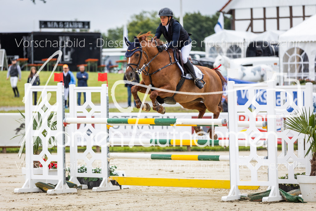 BHO-2PhSpr-M-5-2021 | MomenTaufnahmen Pferdesportfotos
