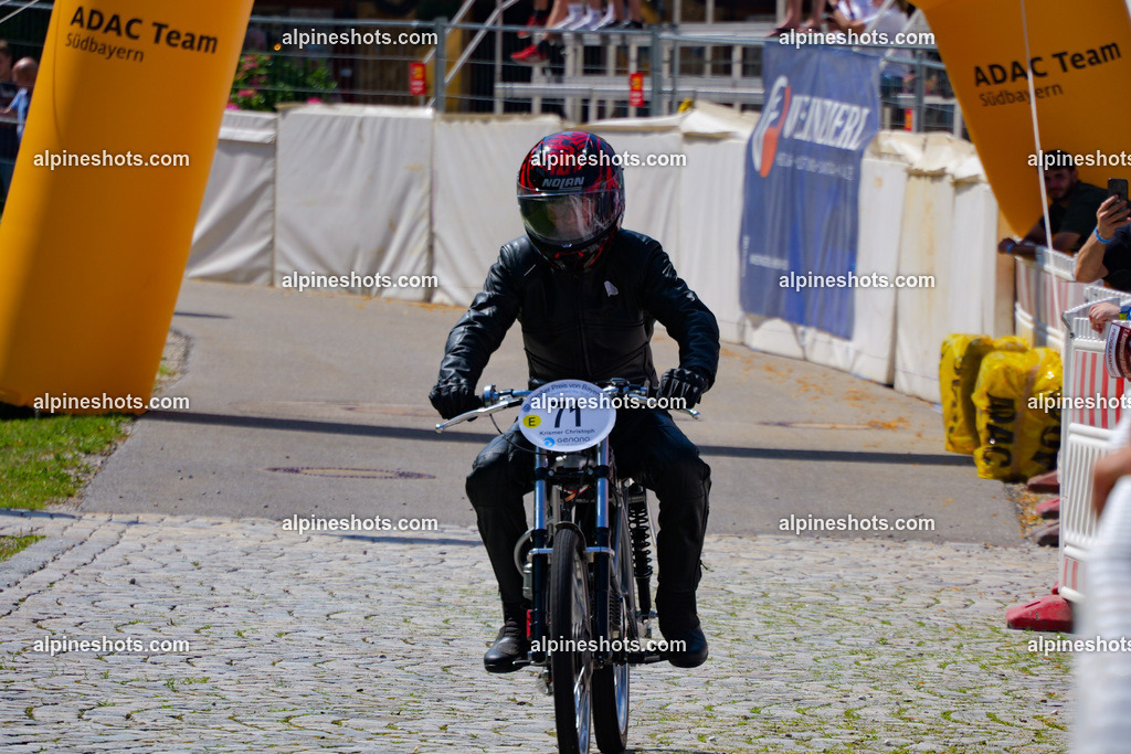 P1014741 | Erleben Sie atemberaubende, hochqualitative Fotos Ihrer Fahrt entlang der malerischen Alpenstraßen. Besuchen Sie alpineshots.com, um professionelle Aufnahmen Ihrer unvergesslichen Reise zu finden und zu kaufen - Realisiert mit Pictrs.com