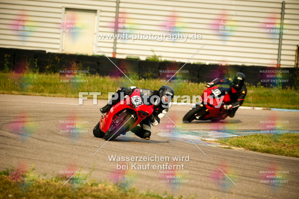 _MOT5074 | Hier findet Ihr Bilder von Touristenfahrten auf der Nürburgring Nordschleife oder von anderen Veranstaltungen die ich besucht habe. Viel Spass beim Durch Schauen 