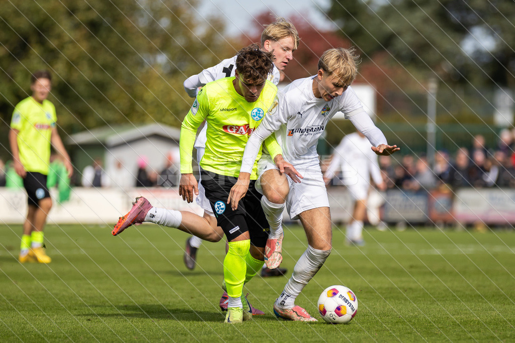 20251003_Picselweb-Fotografie_1R3_1894 | DFB Pokal 2. Runde, JFV A/O/B/H/H - SV Stuttgarter Kickers, Foto: Jörg Struwe - picselweb.de - Realisiert mit Pictrs.com