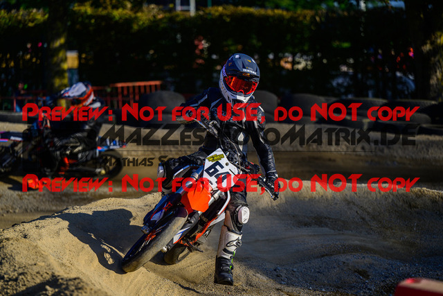 MaZZes_Fotomatrix_20241004_6021986_6149 | JUNIOR