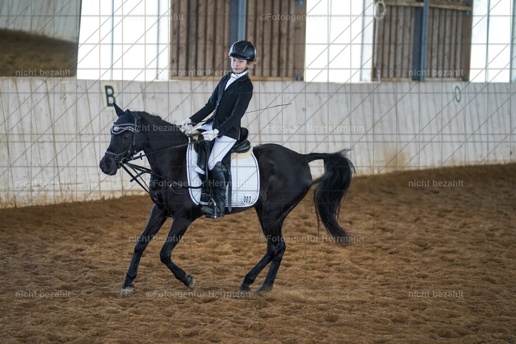 20230518-FAH03841 | Frühjahrsturnier, landberg am Lech, 2023, Reitclub Landsberg, Turnierbilder, Fotos Turnier Landsberg, Fotoagentur Herrmann, Turnierfotografen Bayern, reitsport Fotograf, Pferde Fotograf