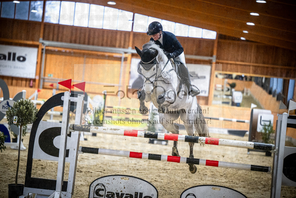 DOS_2290 | Entdecke hochwertige Reitturnierfotos von Foto Oger. Professionell, emotional und authentisch – jetzt Lieblingsmomente im Shop bestellen.Deutschlandweite Turnierfotografie. - Realisiert mit Pictrs.com